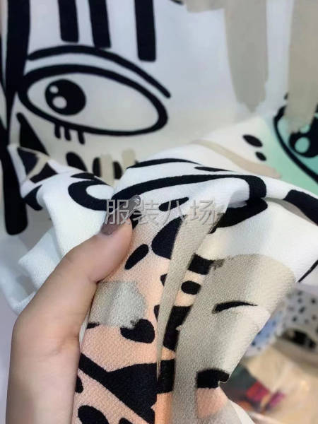 女装拉夏贝尔连衣裙-第3张图片