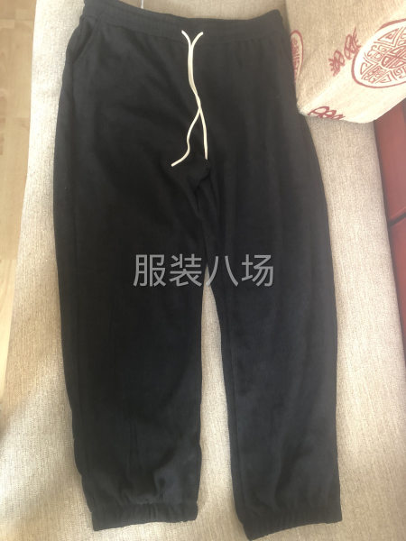 现有20万条休闲裤批发 男女通穿-第4张图片