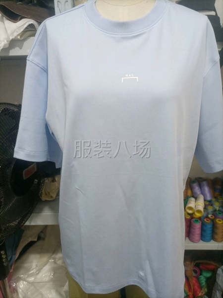 300件女装/T恤外发，20多个款都是这种做法，只是印花不同-第1张图片