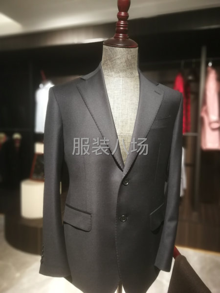 20件女装/男装/衬衫/西服西裤/夹克风衣/休闲裤外发-第2张图片