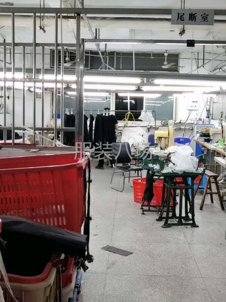 承接网端男装女装加工-第1张图片