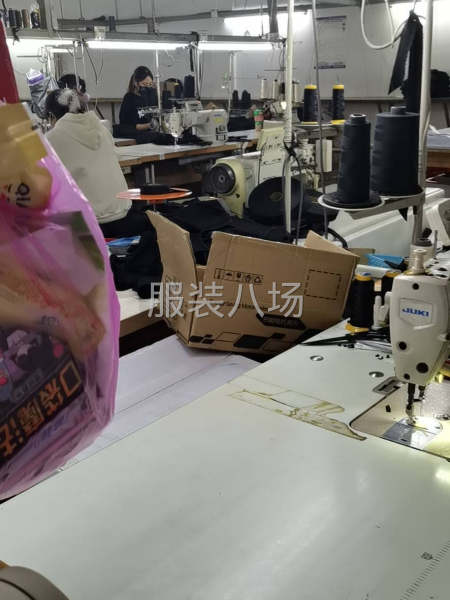 新街女裤招计件锁边师傅一名-第1张图片