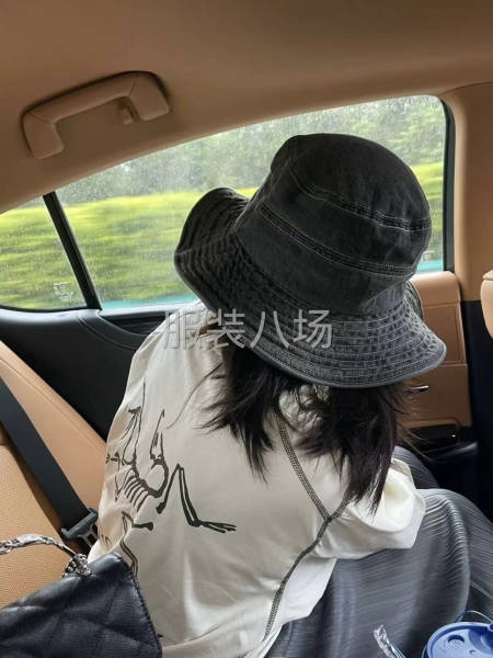 男女装始祖鸟卫衣-第5张图片