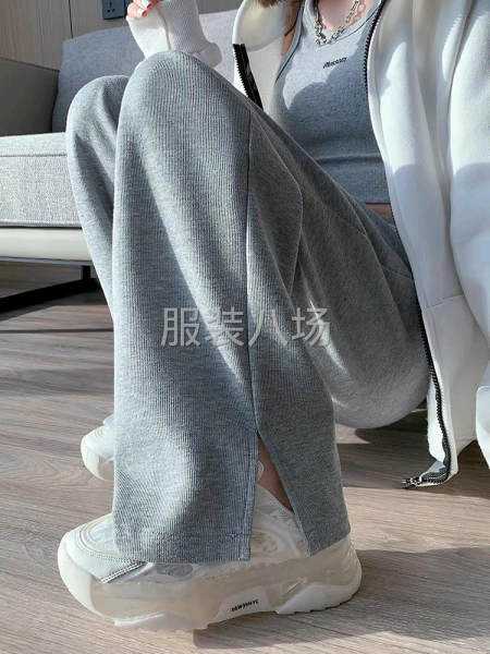 承接电商加工，加工卫裤，短，袖，打底衫，女裤加工-第4张图片