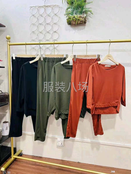 女装套装，总数量6557套 码数smlxlxxl3xl4xl-第8张图片