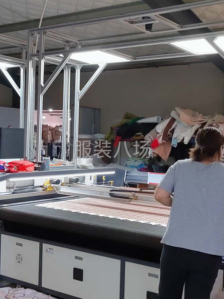 出租出售电脑裁床1台-第2张图片