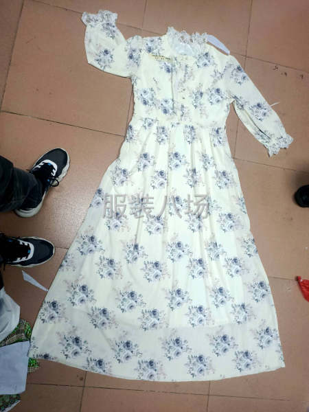 5千件女装/连衣裙/衬衫外发-第3张图片