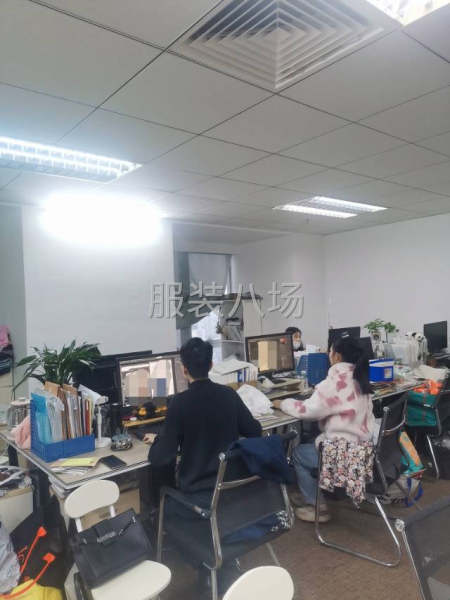 服装外包交给我们-第1张图片