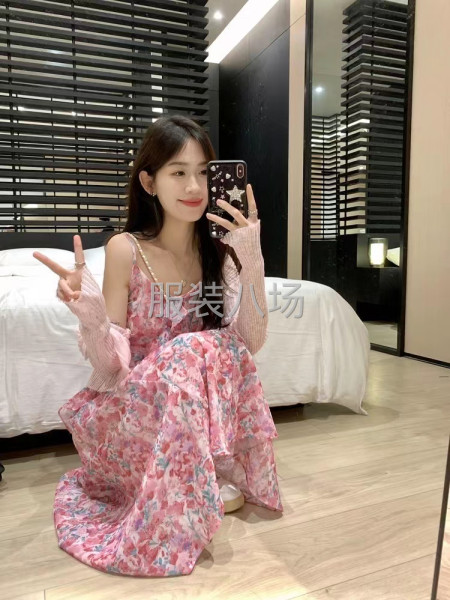 批发连衣裙300件-第7张图片