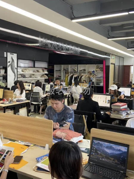 关于我的大型神仙服装设计公司-第3张图片