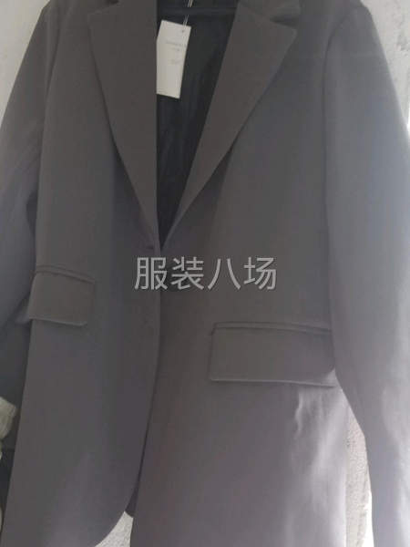 專業西服皮衣校服褲子-第5張圖片