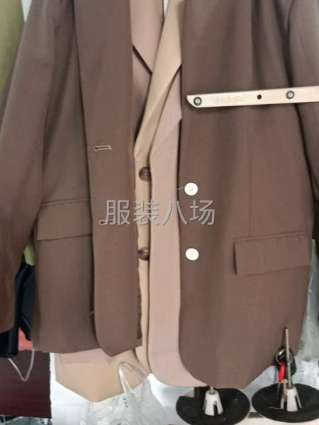 专业西服皮衣校服裤子-第4张图片