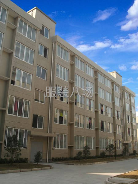 诚聘服装组检-第4张图片