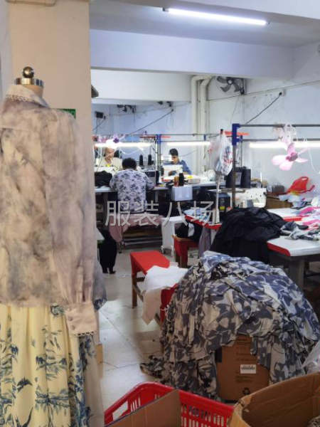 服裝工廠(chǎng)，承接各類(lèi)網(wǎng)單，檔口單，配合度高，熟悉各類(lèi)工藝-第1張圖片