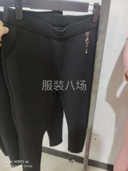 本廠承接各種中小電商各類服裝加工，承接各種瑜伽背心，衛(wèi)衣，衛(wèi)-第5張圖片