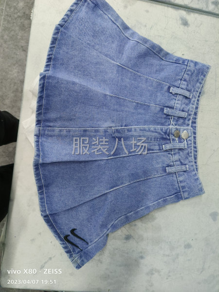 本公司专业生产牛仔现招整件车工20名夫妻对优先-第5张图片