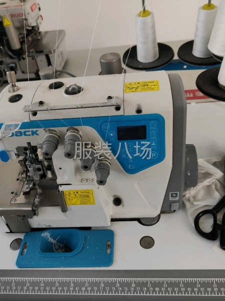 二手轉讓包縫機3臺-第1張圖片