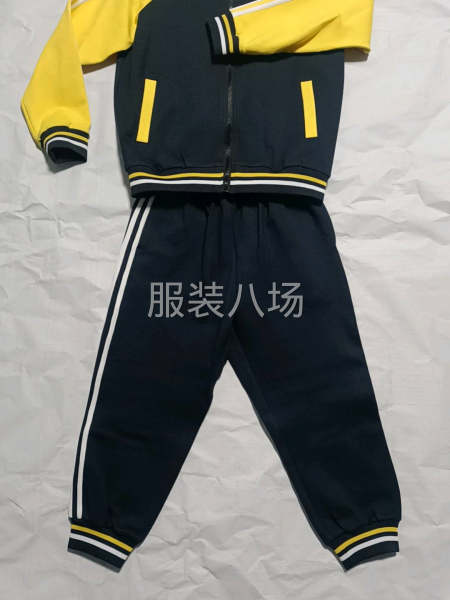 300件女装/连衣裙/衬衫/T恤/裤子/运动服-第1张图片