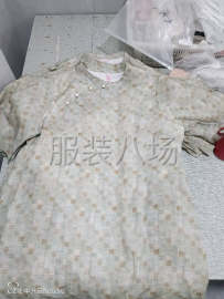 undefined - 招聘优，车工8名，夫妻对优先，招专业做旗袍裙的，返单1万件 - 图1