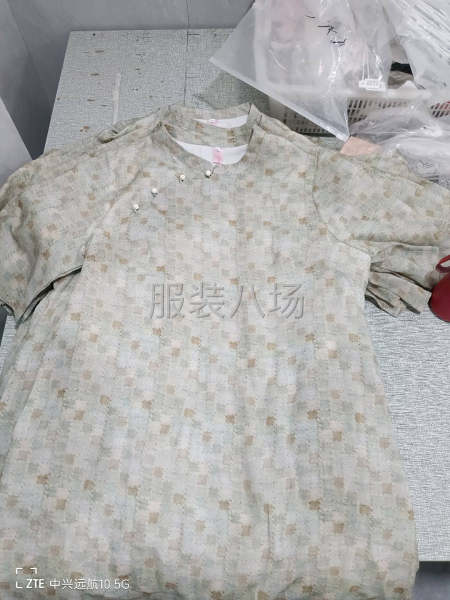 招聘優(yōu)，車工8名，夫妻對(duì)優(yōu)先，招專業(yè)做旗袍裙的，返單1萬(wàn)件-第1張圖片