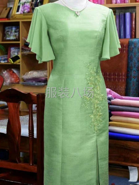 800件女装/连衣裙外发-第1张图片