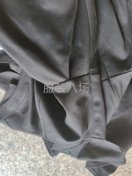 3700件女装外发-第2张图片