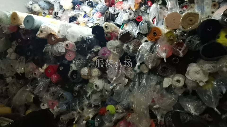 高回收库存布料 衣服-第4张图片