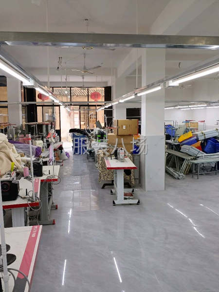 招管理一名，帶人優先，招整件車位，有宿舍空調熱水器，招流水車-第1張圖片