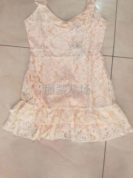 出口韩单F21短裙，五千件左右，整单，超低价处理，感兴趣的老-第4张图片