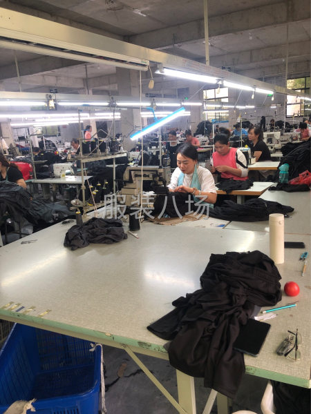 我工厂有两个班组，四十人左右，主做衬衣，棉衣，恰克，裤子-第1张图片