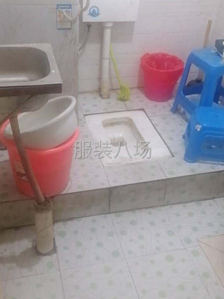 一楼转租，卫生间很大-第2张图片