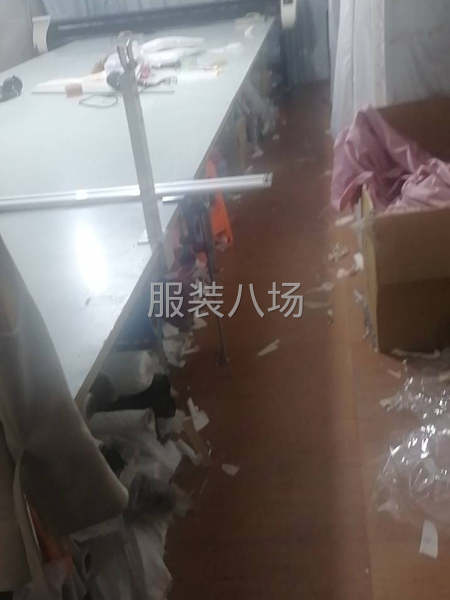 一楼转租，卫生间很大-第1张图片