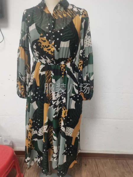 3000件女装/连衣裙/衬衫外发-第1张图片