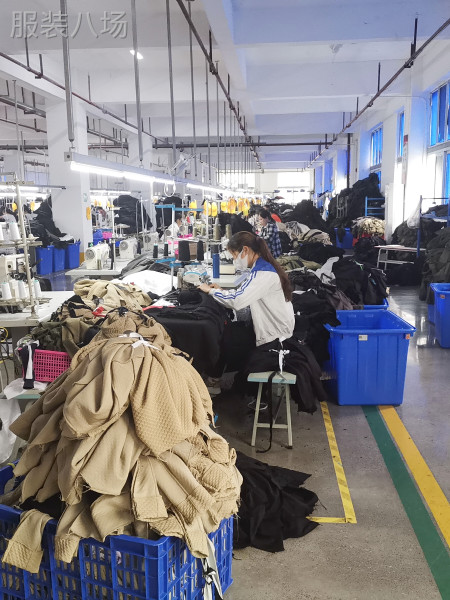 贵州服装生产基地《新丝南服饰》-第4张图片
