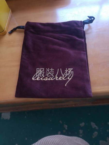 主要加工抱枕、坐墊、窗簾、枕套、毛絨玩具-第1張圖片