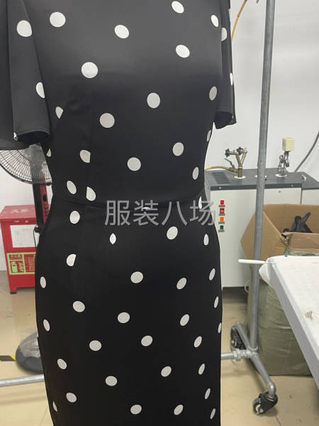 承接女装加工-第9张图片