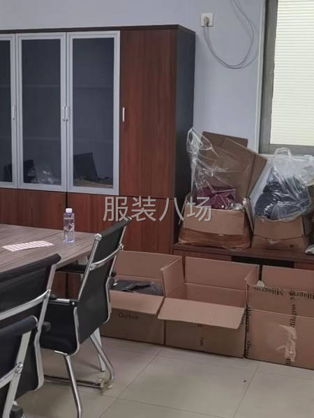 承接女装加工-第2张图片