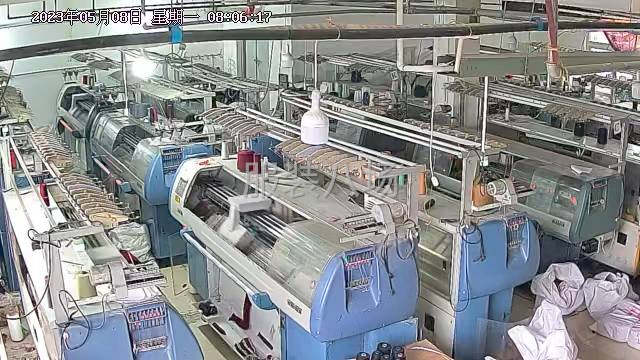 本工厂专业生产各类中高端毛衣。多年以一站式服务满足客户需求-第1张图片
