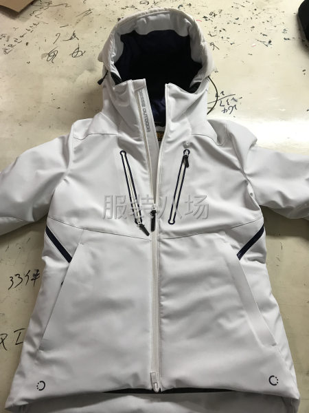 专业生产加工棉衣/茄克/羽绒服、童装校服冲锋衣-第2张图片