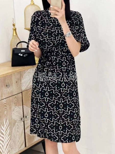 工厂有现货时装的联系我-第6张图片