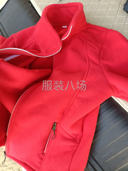 主要针织校服T恤，冲锋衣，棉服，摇粒绒，-第4张图片
