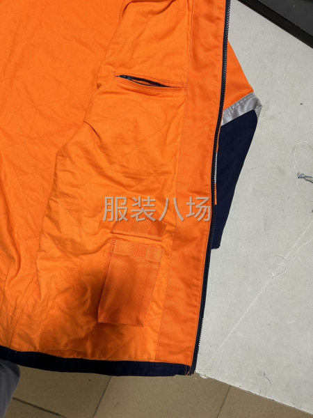 900件夹克风衣/工作服/制服/校服外发-第1张图片