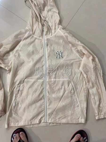 潮牌MLB满花连帽防晒衣 1300件左右，S-2XL码，只支-第4张图片