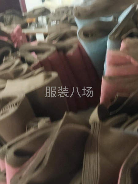 前后袋各一名五线一名-第1张图片