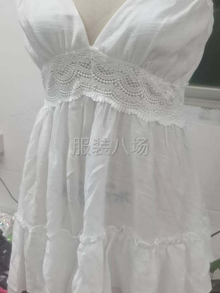800件女装/连衣裙外-第1张图片