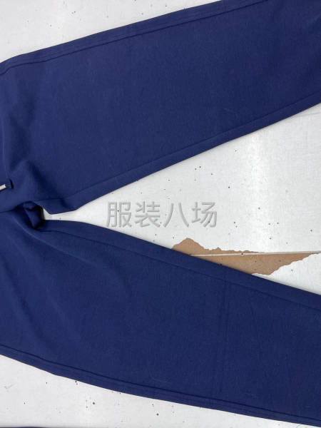 专做裤子 招成件车位-第1张图片