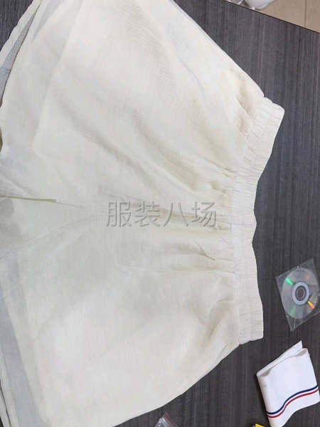 250件女装/连衣裙/衬衫/夹克风衣/棉麻外发-第1张图片