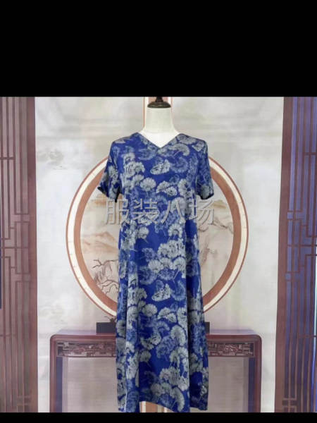 3000件女装/连衣裙外发-第1张图片