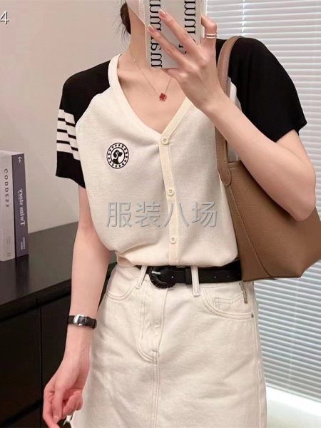 东莞大朗毛衣源头工厂大量爆款现货供应-第9张图片
