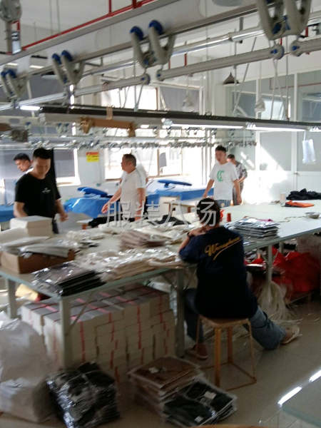 仓库配货员-第1张图片